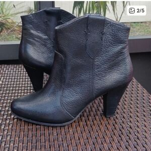 NINE WEST Elegant Stylish Black Leather Ankle Boots